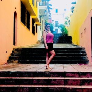 Meet your Posher, Maribel